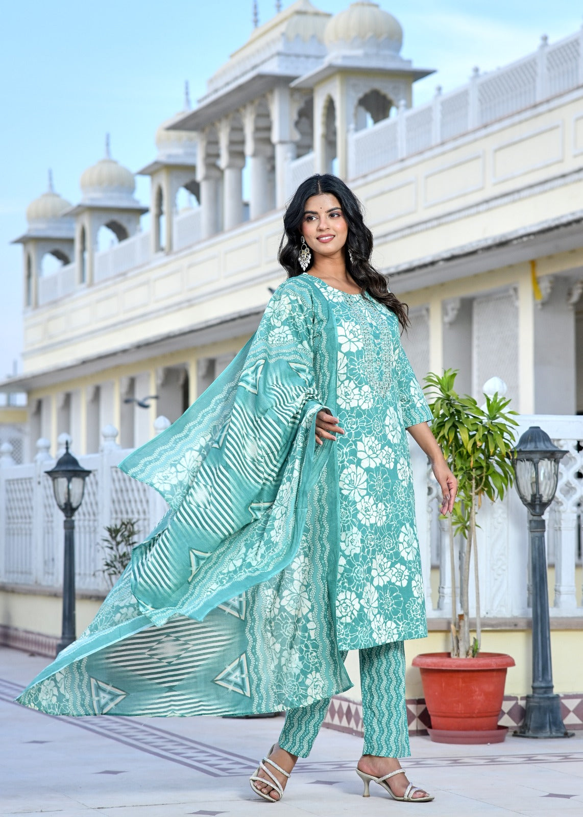 Meher Mogra Kurti Set (3-Piece)