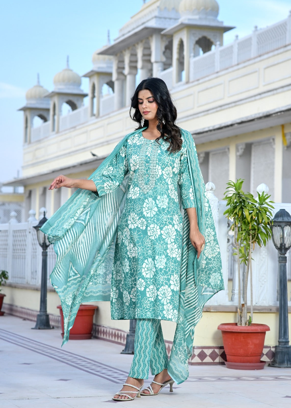 Meher Mogra Kurti Set (3-Piece)